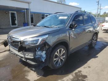  Salvage Subaru Forester