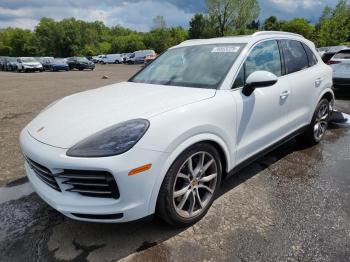  Salvage Porsche Cayenne