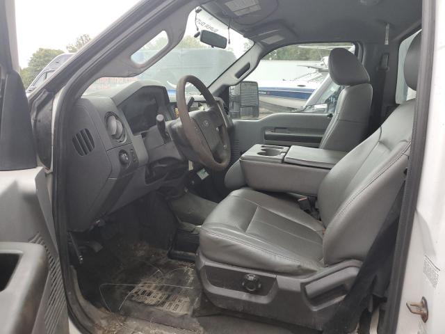 Ford F-550 Super Duty Image 7