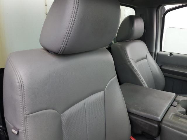 Ford F-550 Super Duty Image 9