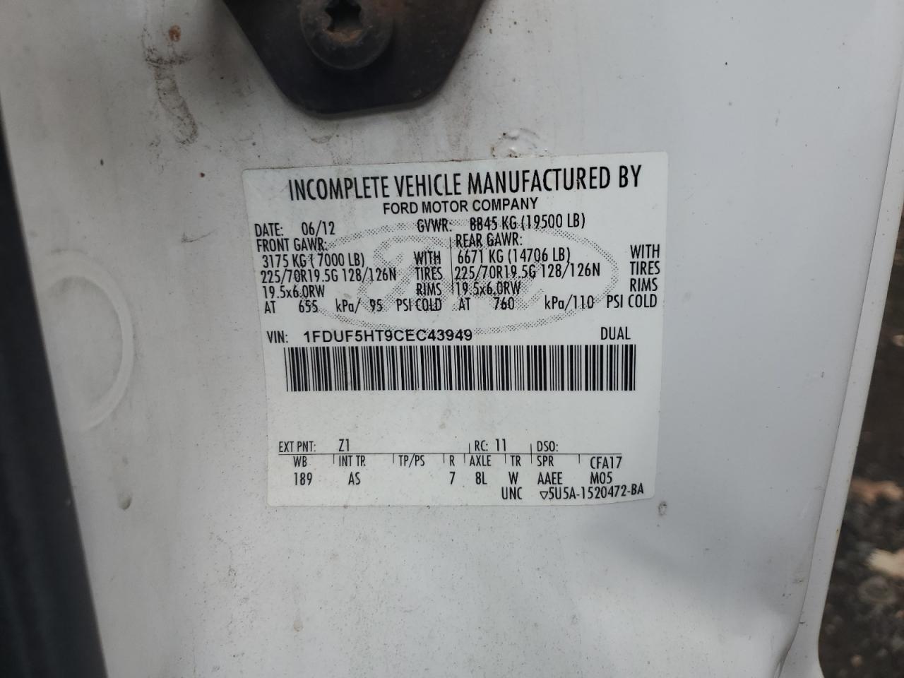 Ford F-550 Super Duty Image 8