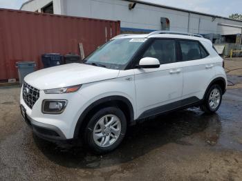  Salvage Hyundai VENUE