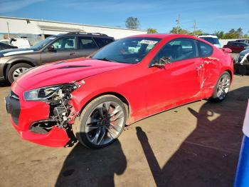  Salvage Hyundai Genesis