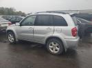 Toyota RAV4 Image 2