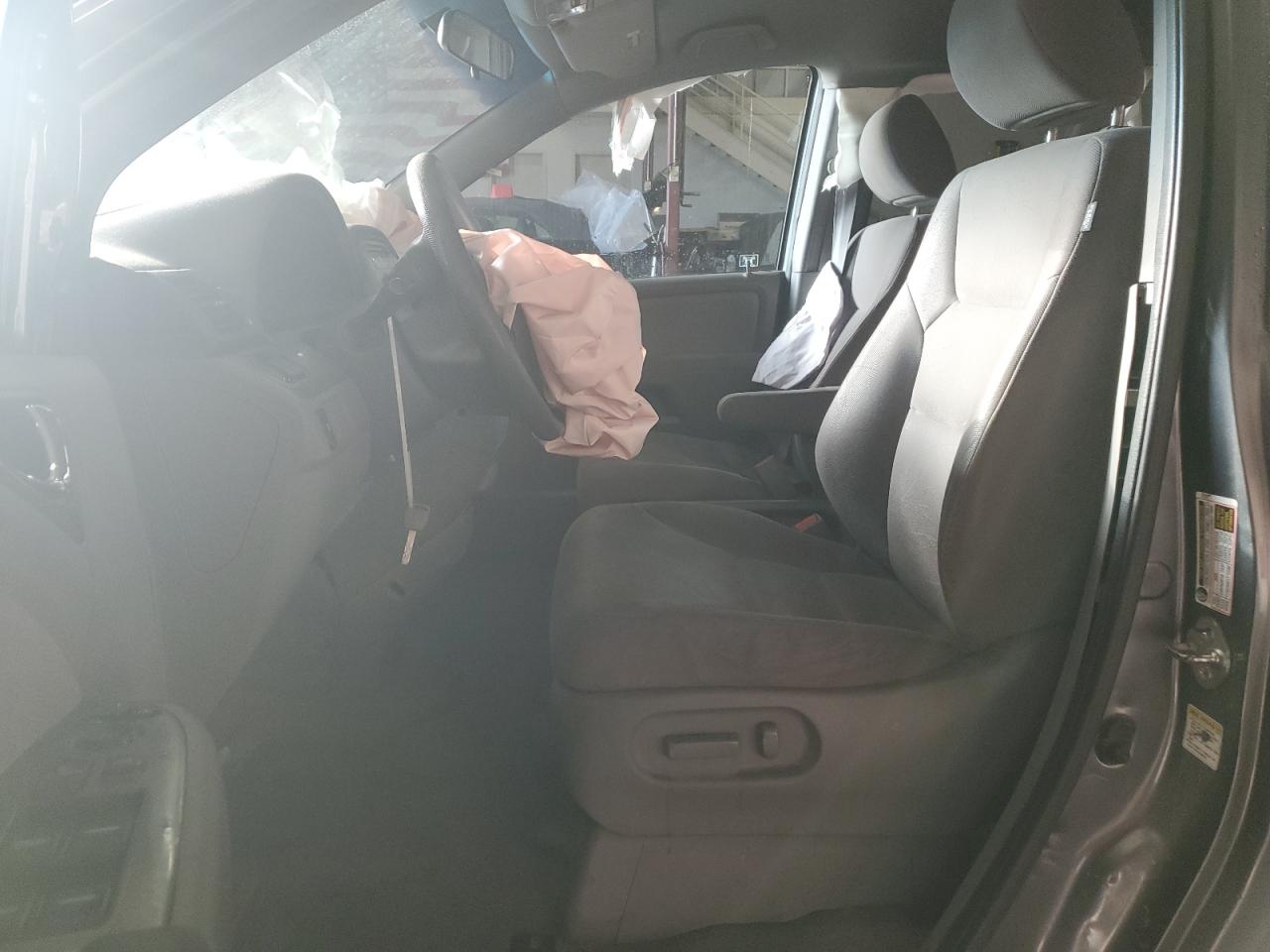 Honda Odyssey Ex Image 2