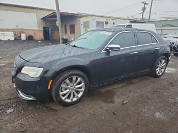  Salvage Chrysler 300