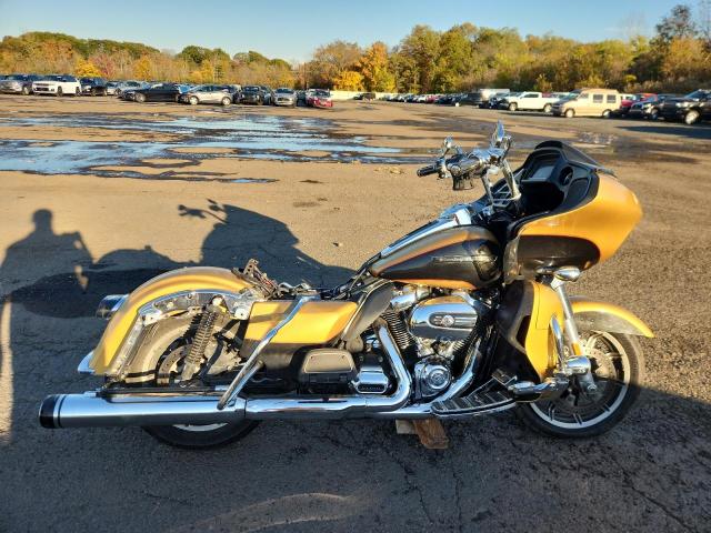  Salvage Harley-Davidson Fl