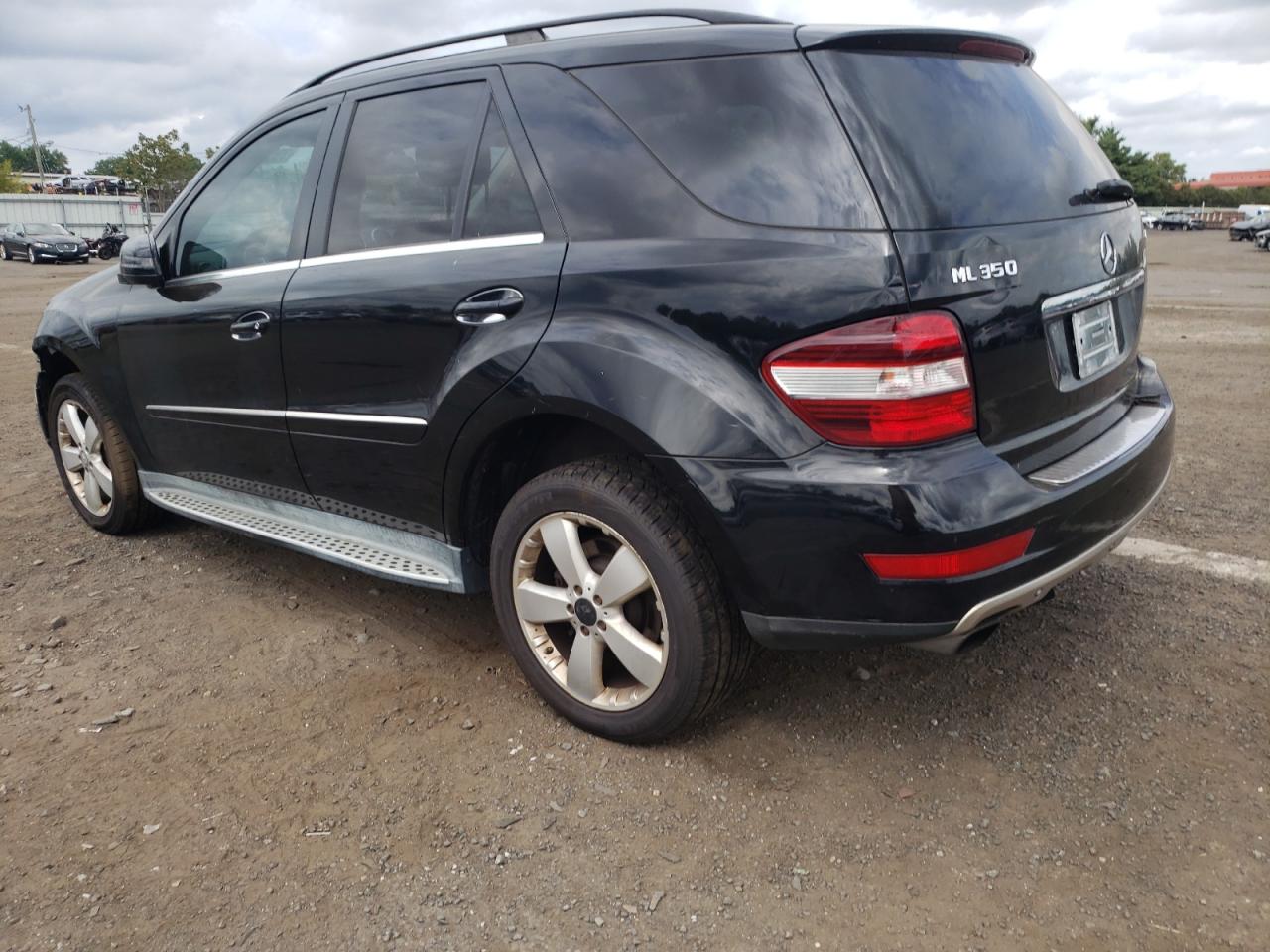 Mercedes-Benz M-Class 350 4matic Image 2