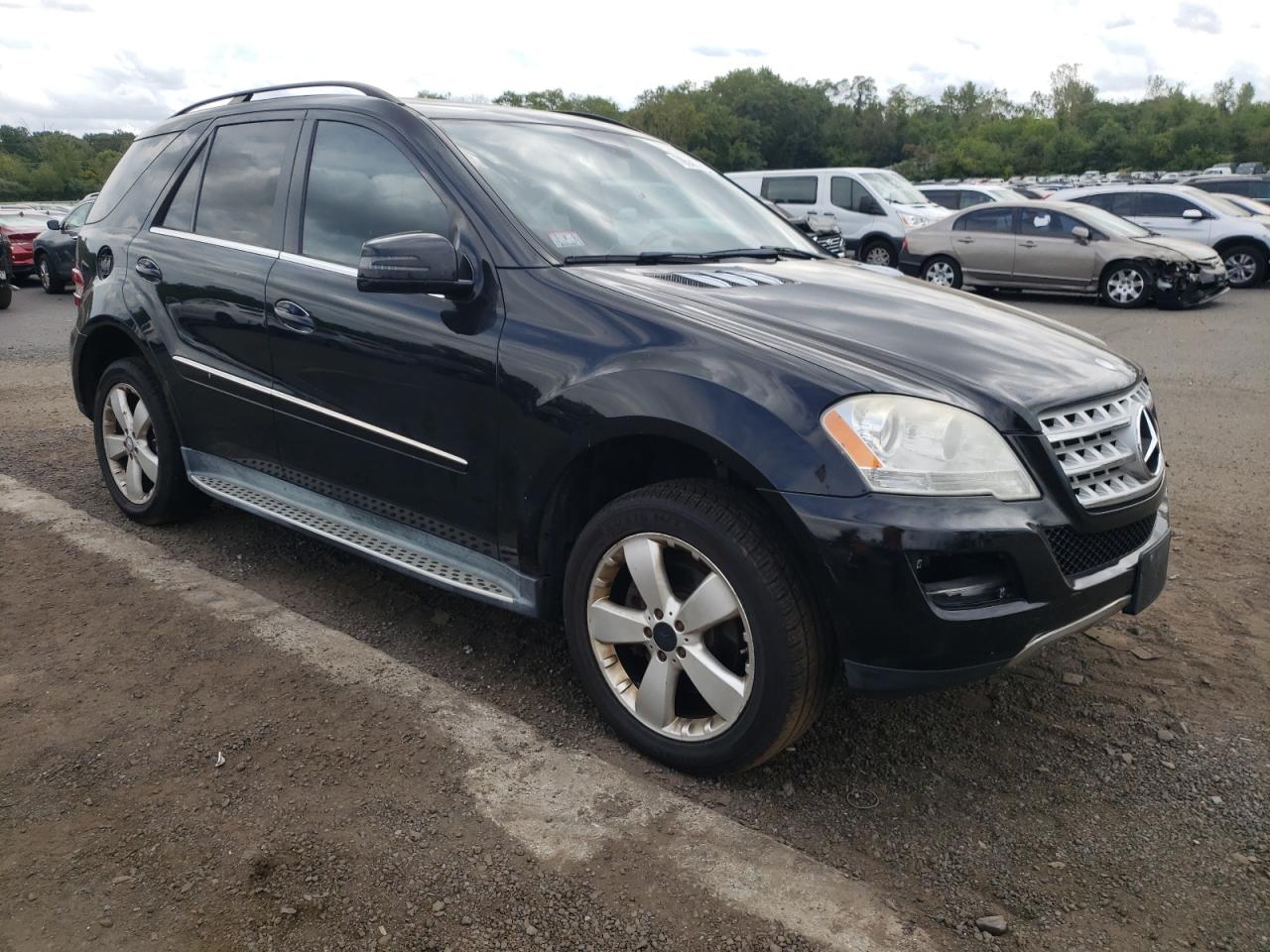 Mercedes-Benz M-Class 350 4matic Image 13