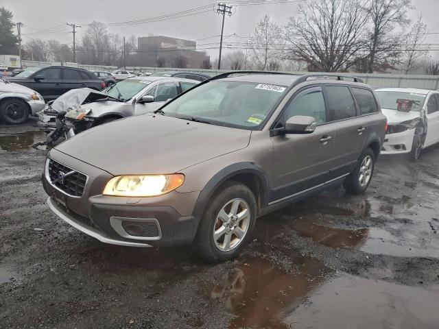  Salvage Volvo XC70