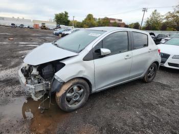  Salvage Toyota Yaris
