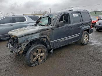  Salvage Jeep Liberty