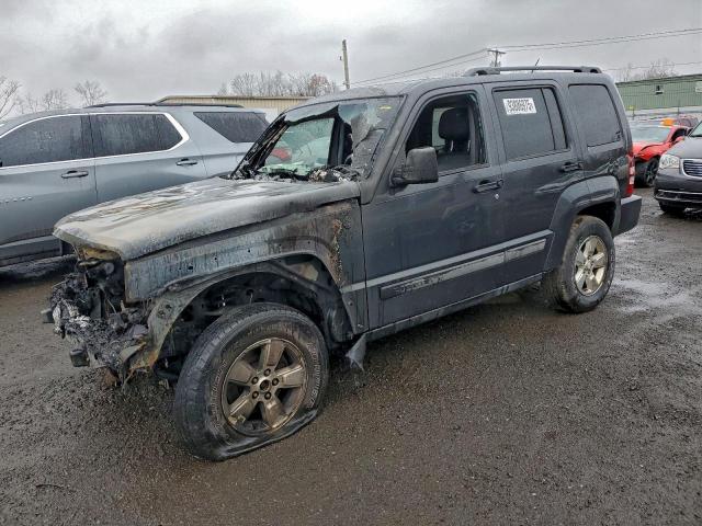  Salvage Jeep Liberty