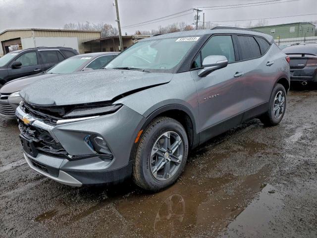  Salvage Chevrolet Blazer