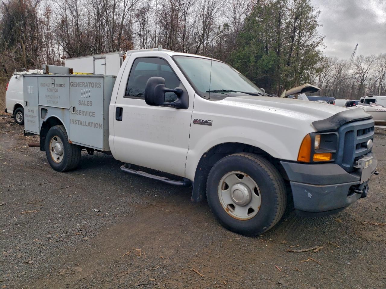 Ford F-350 Srw Super Duty Image 9