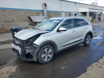  Salvage Kia Niro