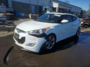  Salvage Hyundai VELOSTER