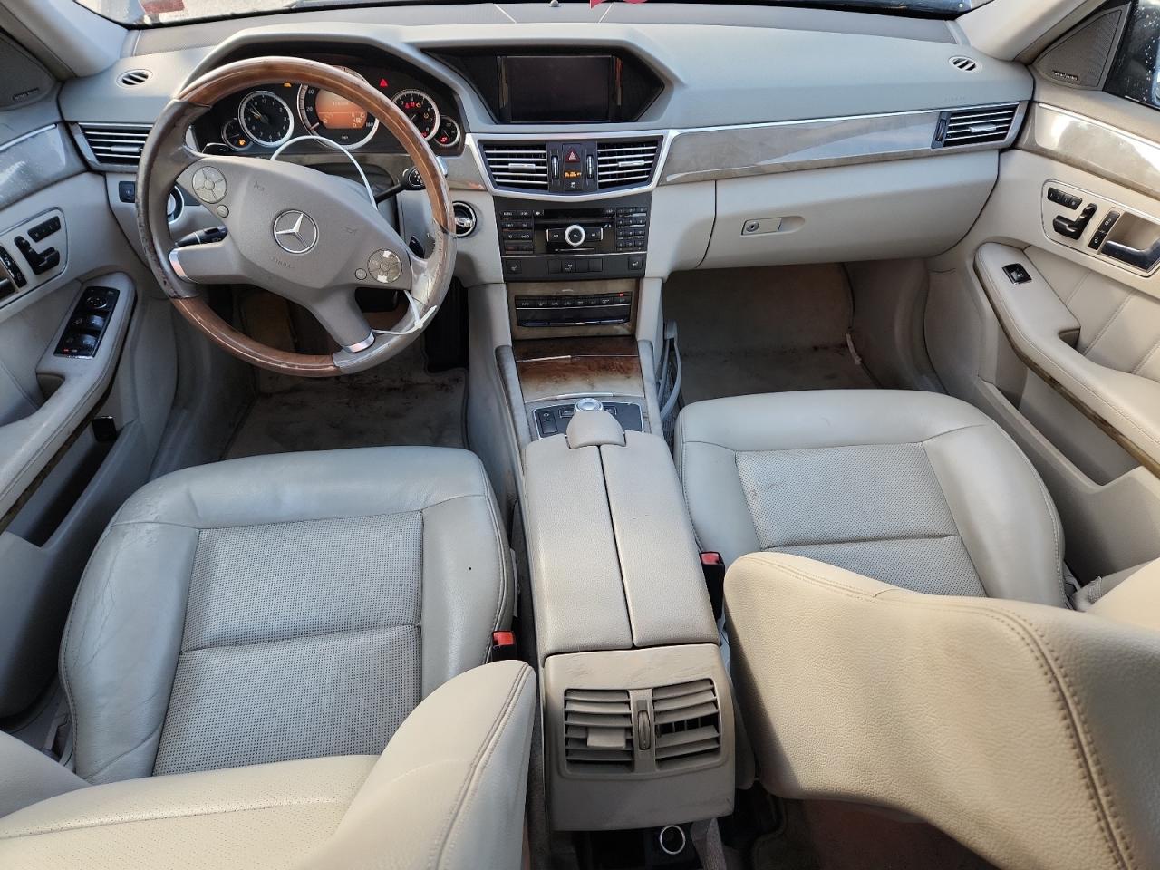 Mercedes-Benz E-Class 350 4matic Wagon Image 12