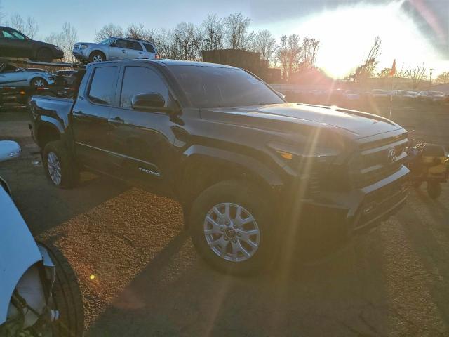 Toyota Tacoma Double Cab Image 6