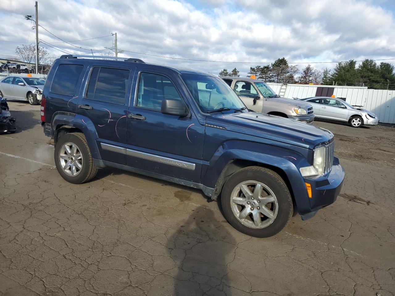 Jeep Liberty Limited Image 4