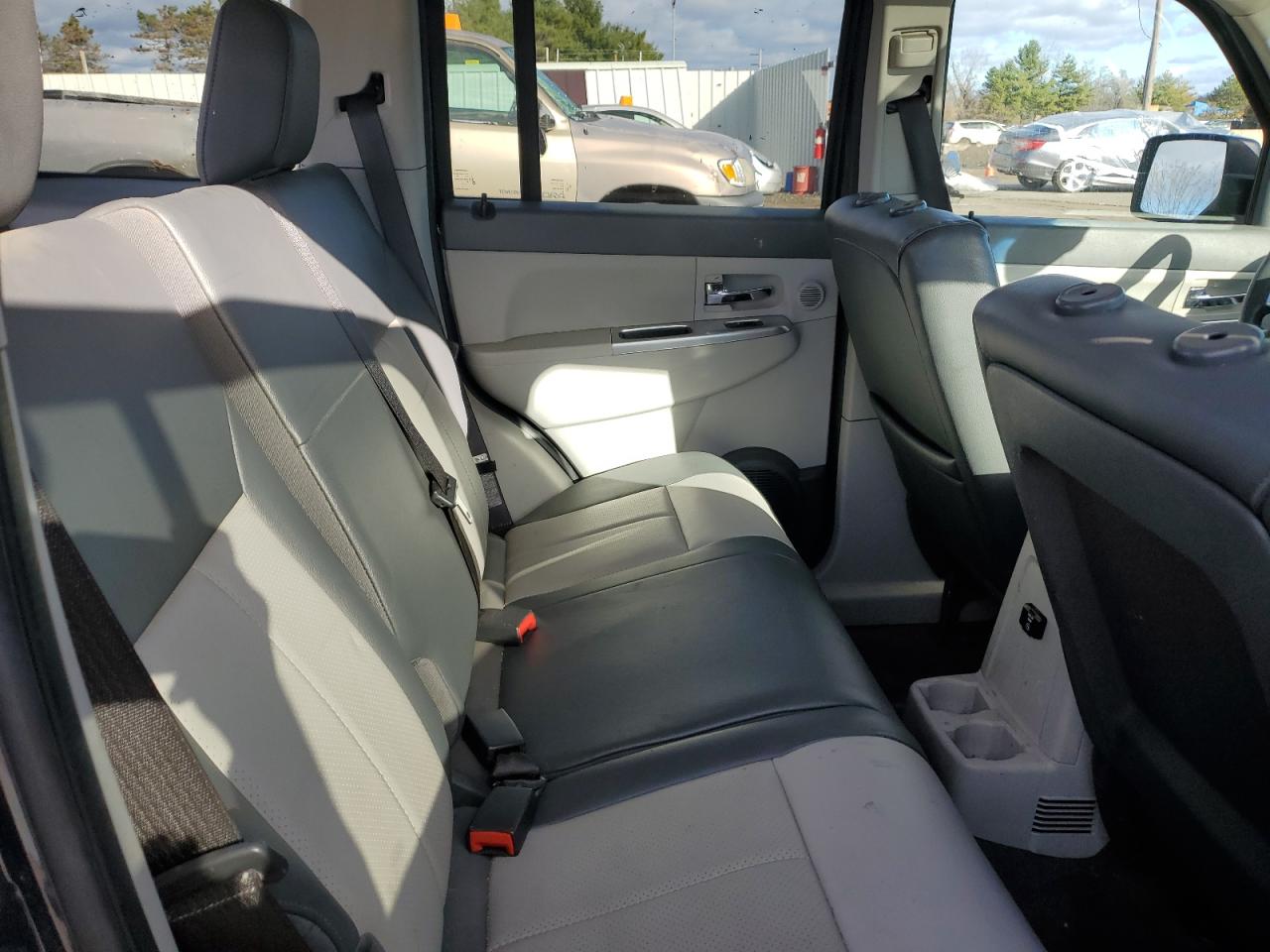 Jeep Liberty Limited Image 5