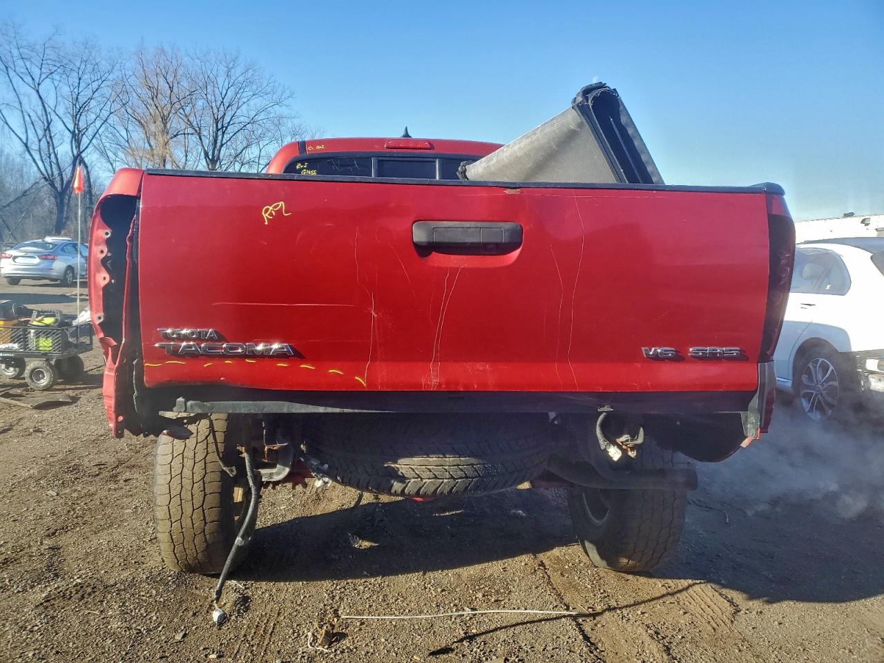 Toyota Tacoma Double Cab Long Bed Image 12