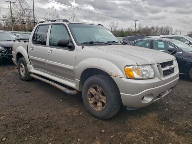 Ford Explorer Image 11
