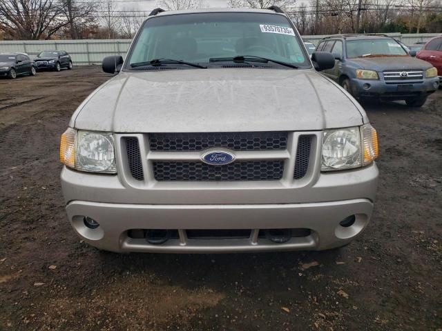 Ford Explorer Image 8