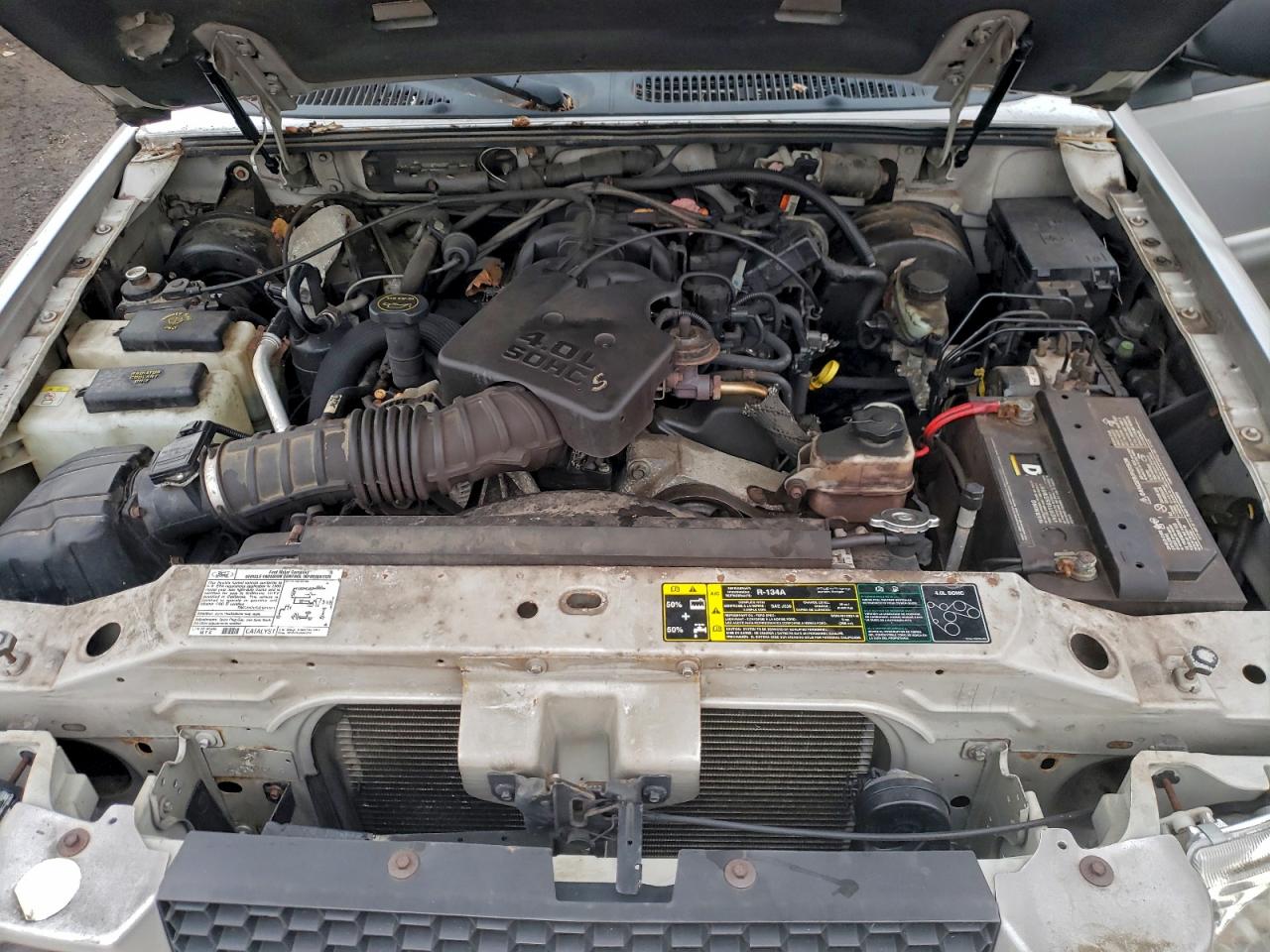 Ford Explorer Image 10