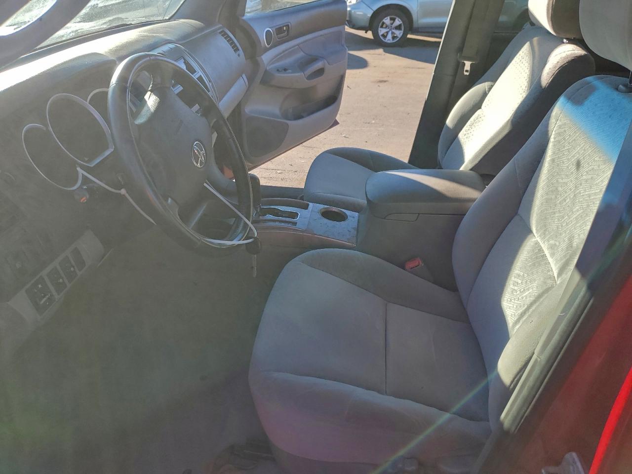 Toyota Tacoma Double Cab Image 6