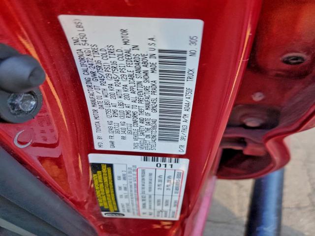 Toyota Tacoma Double Cab Image 12