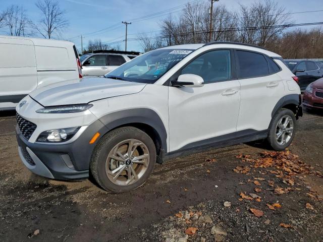  Salvage Hyundai KONA