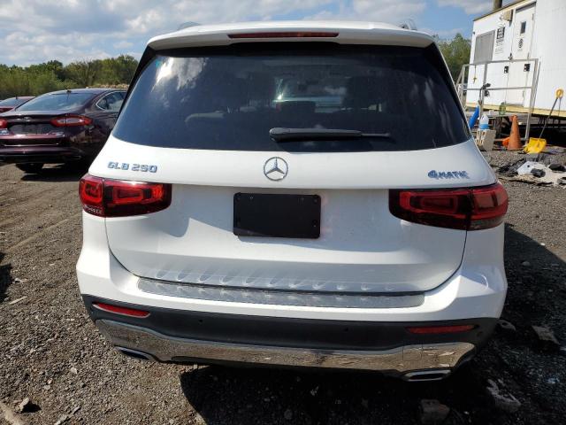 Mercedes-Benz GLB 250 4matic Image 11