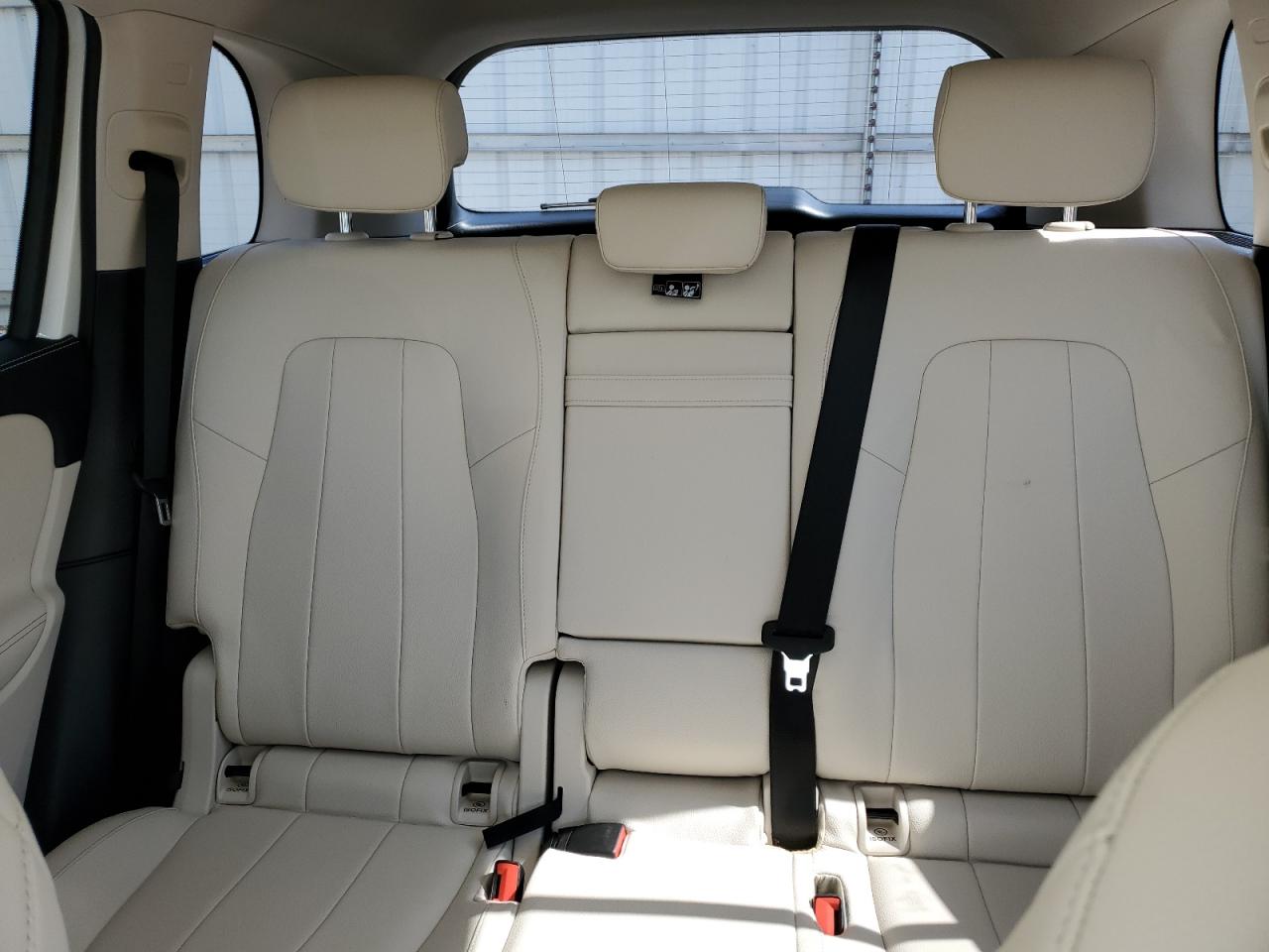 Mercedes-Benz GLB 250 4matic Image 9