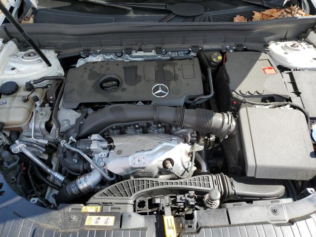 Mercedes-Benz GLB 250 4matic Image 13