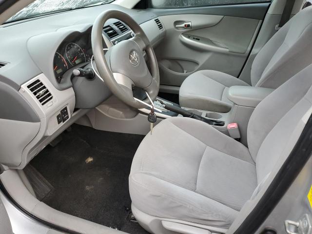 Toyota Corolla Base Image 10