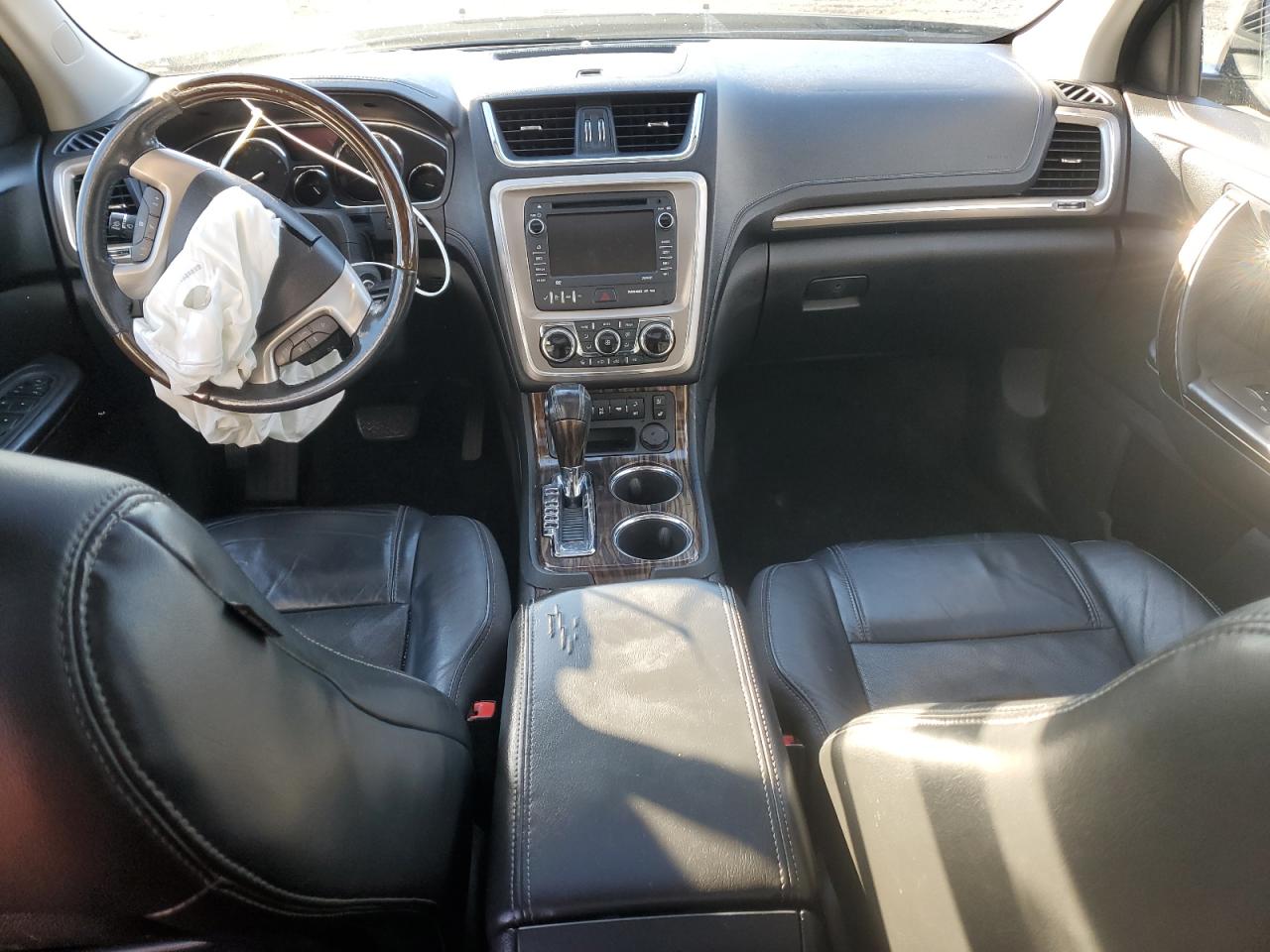 GMC Acadia Denali Image 8