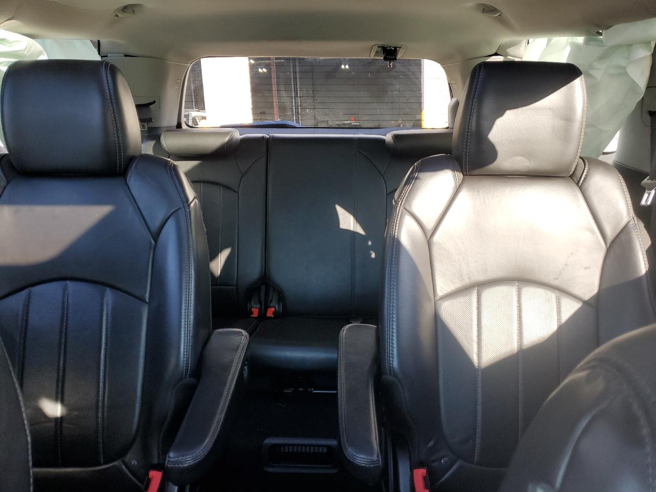 GMC Acadia Denali Image 10