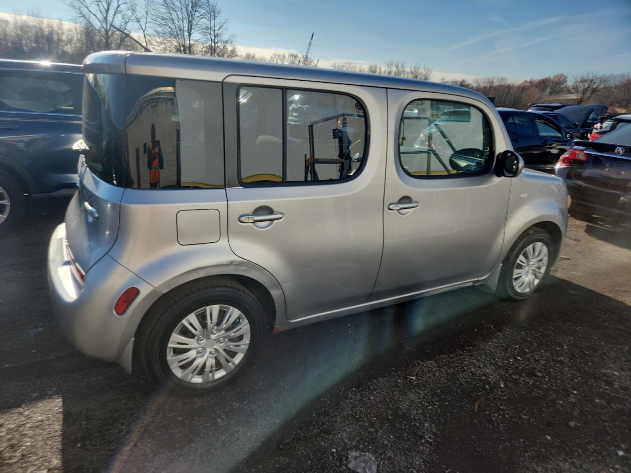 Nissan cube Base Image 2