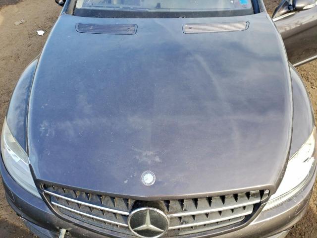 Mercedes-Benz C-Class 550 Image 9