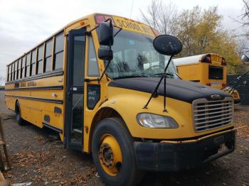  Salvage Freightliner Chassis B2