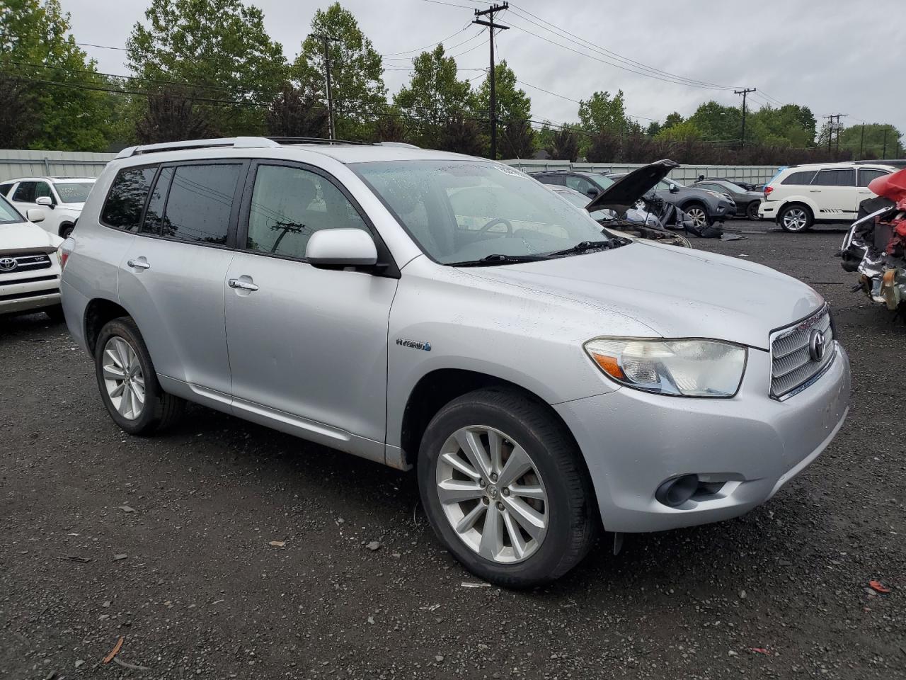 Toyota Highlander Hybrid Image 4