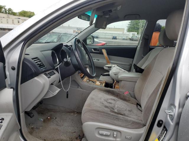 Toyota Highlander Hybrid Image 12