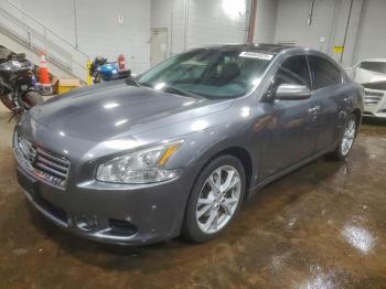  Salvage Nissan Maxima