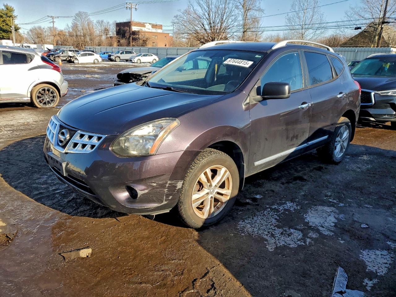 Nissan Rogue S Image 1