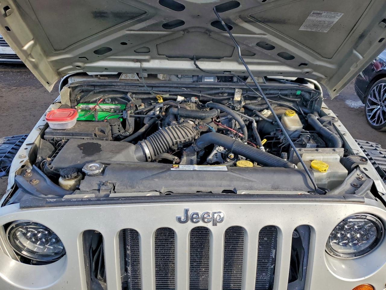 Jeep Wrangler X Image 8