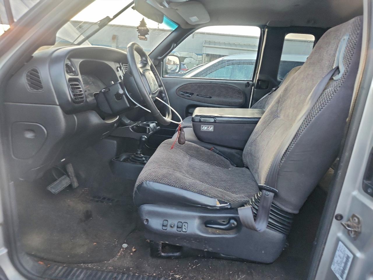 Dodge Ram 2500 Image 3