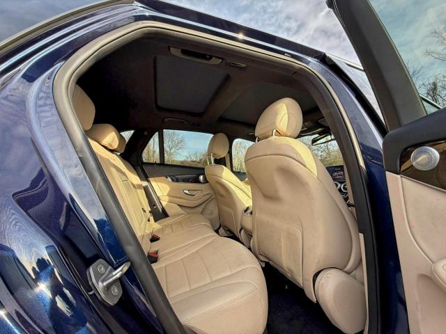 Mercedes-Benz GLC 300 4matic Image 9
