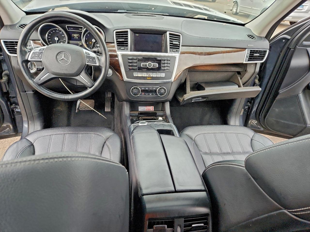 Mercedes-Benz G-Class 450 4matic Image 8