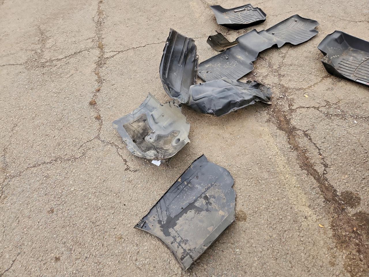 Mercedes-Benz G-Class 450 4matic Image 10